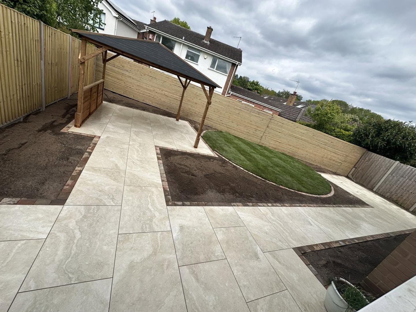 Garden transformation with gazebo and porcelain patio